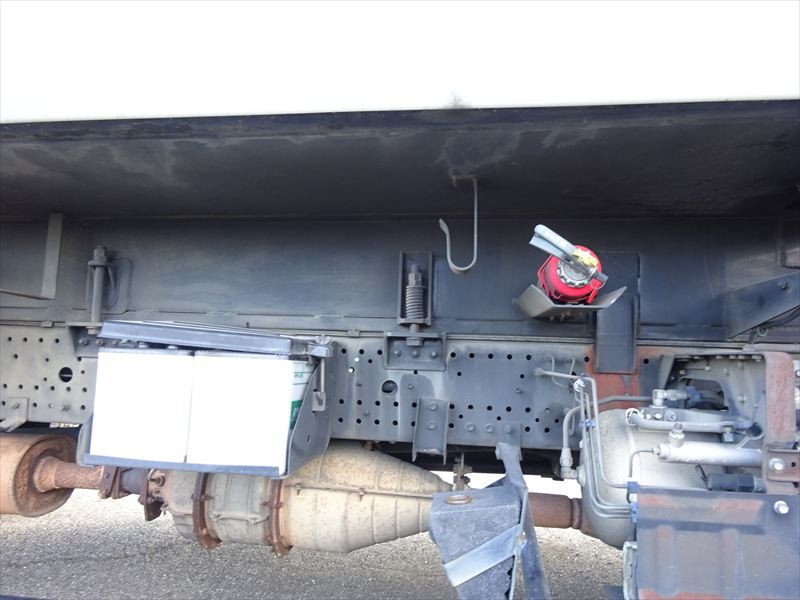 いすゞ フォワード SKG-FRR90S2(2WD)の写真8