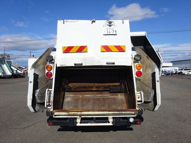 いすゞ フォワード SKG-FRR90S2(2WD)の写真13