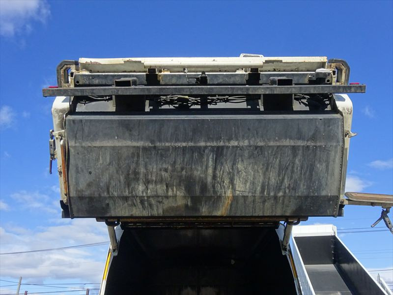 いすゞ フォワード SKG-FRR90S2(2WD)の写真20