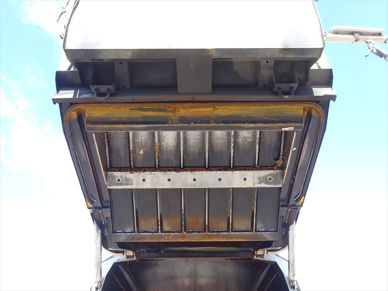 いすゞ フォワード SKG-FRR90S2(2WD)の写真21