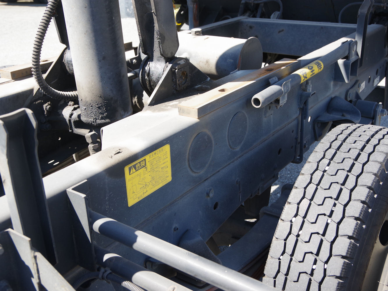 いすゞ エルフ TKG-NMR85AN(2WD)の写真7