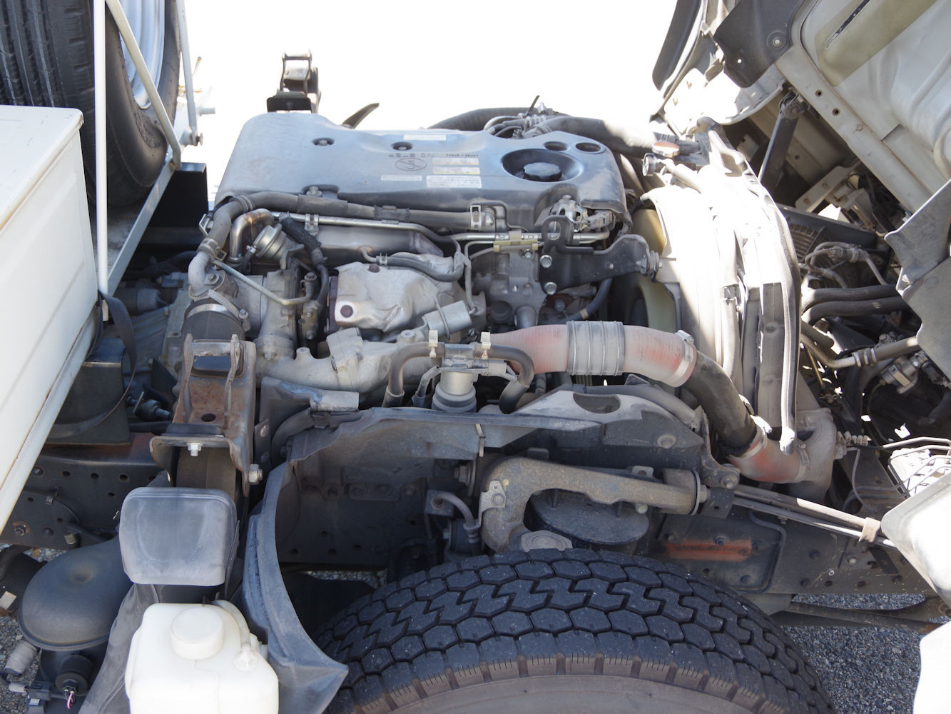 いすゞ エルフ TKG-NMR85AN(2WD)の写真21