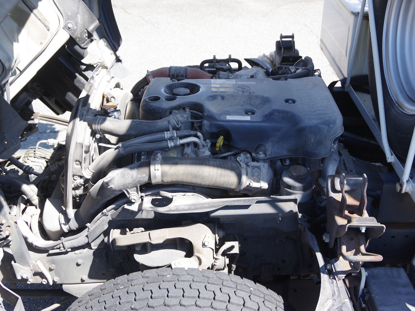 いすゞ エルフ TKG-NMR85AN(2WD)の写真22