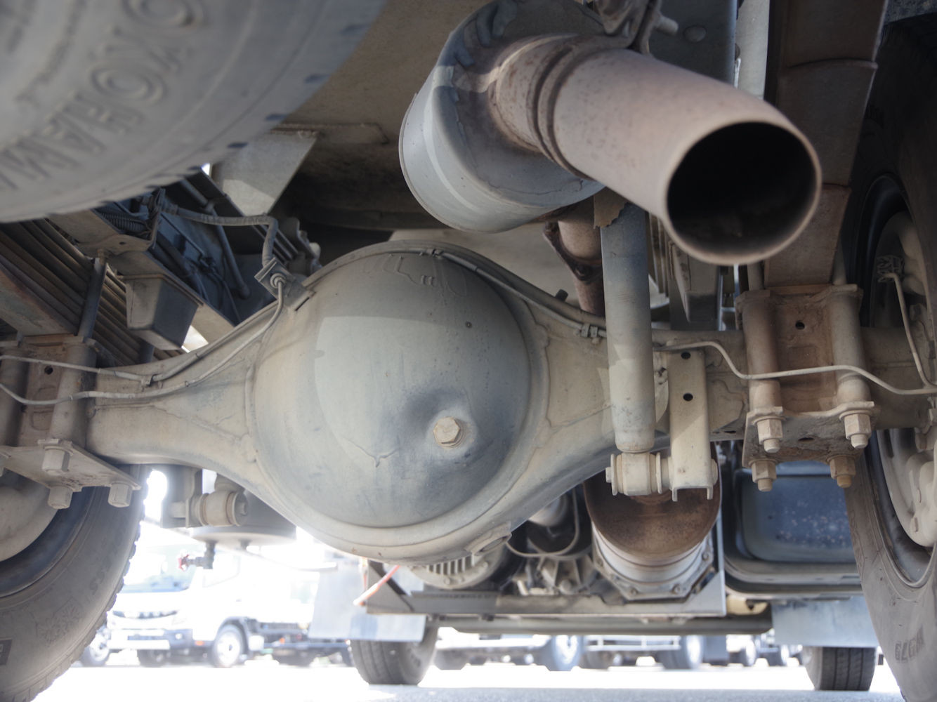 いすゞ フォワード PDG-NPR75N(2WD)の写真9