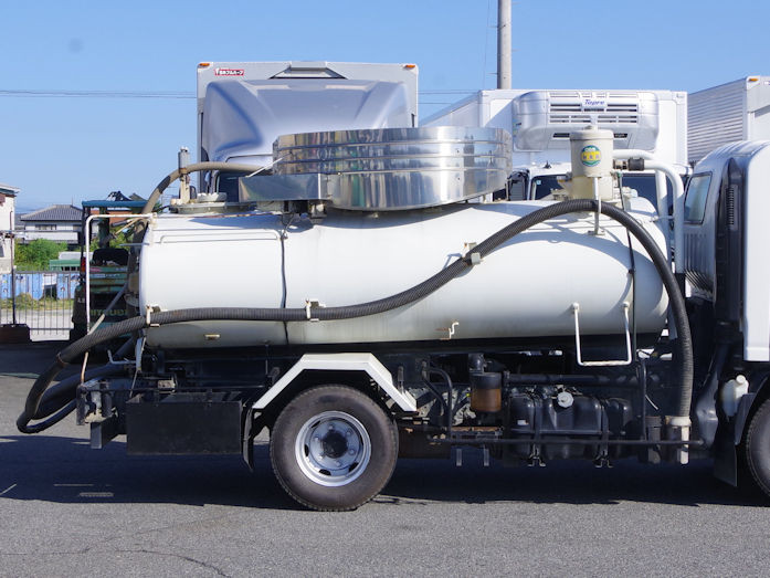 いすゞ フォワード PDG-NPR75N(2WD)の写真18