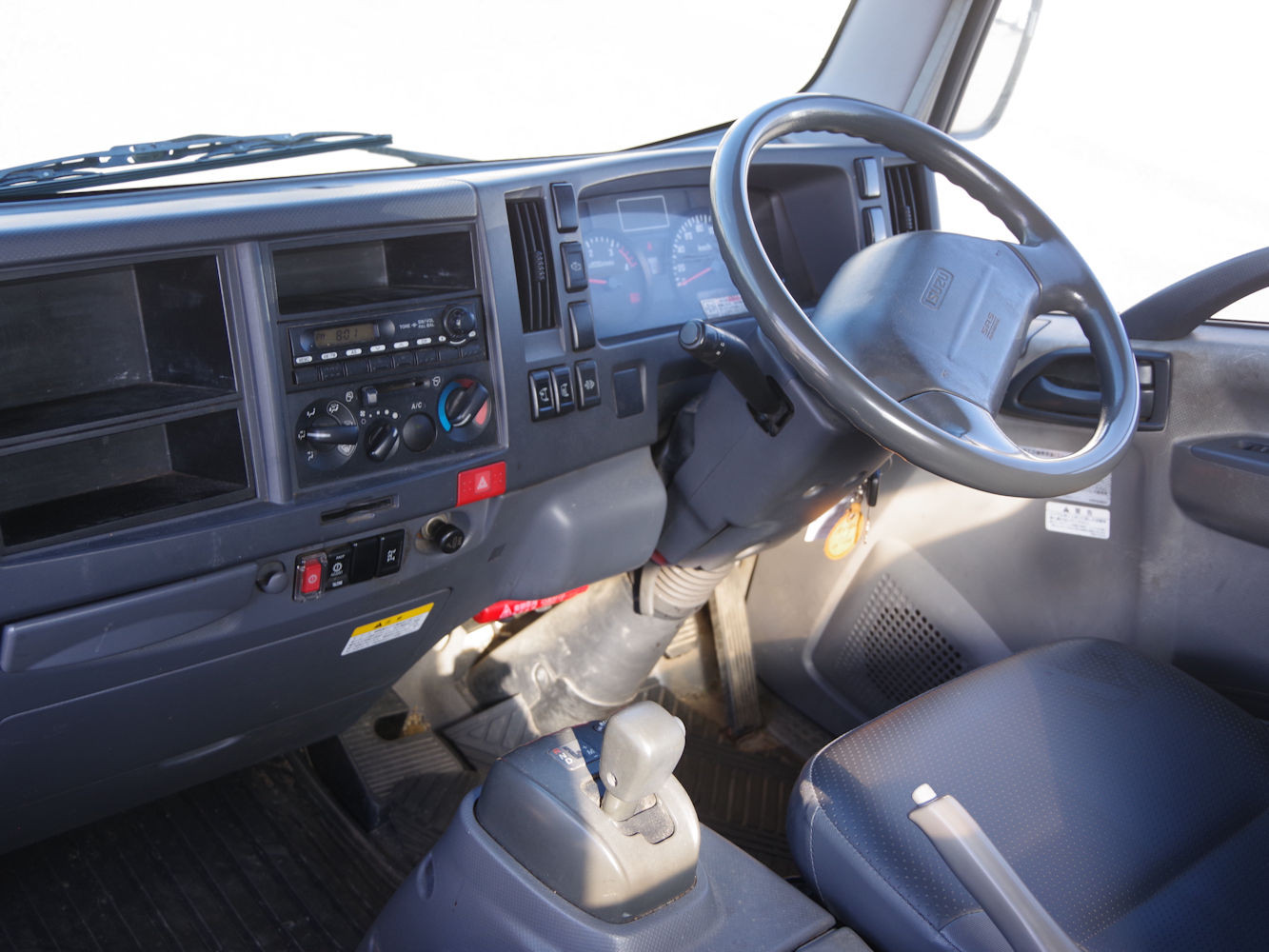 いすゞ フォワード PDG-NPR75N(2WD)の写真25