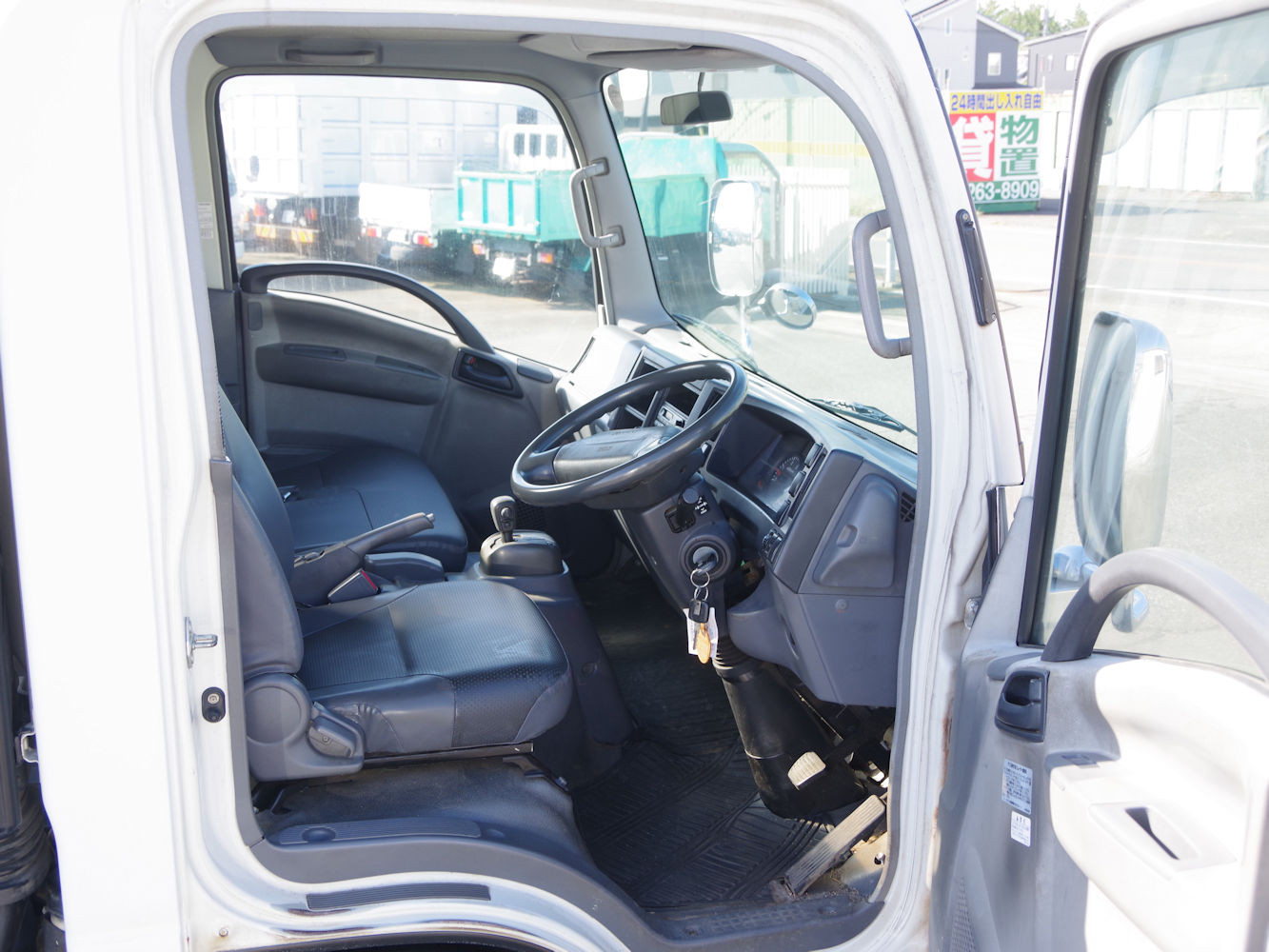 いすゞ フォワード PDG-NPR75N(2WD)の写真27