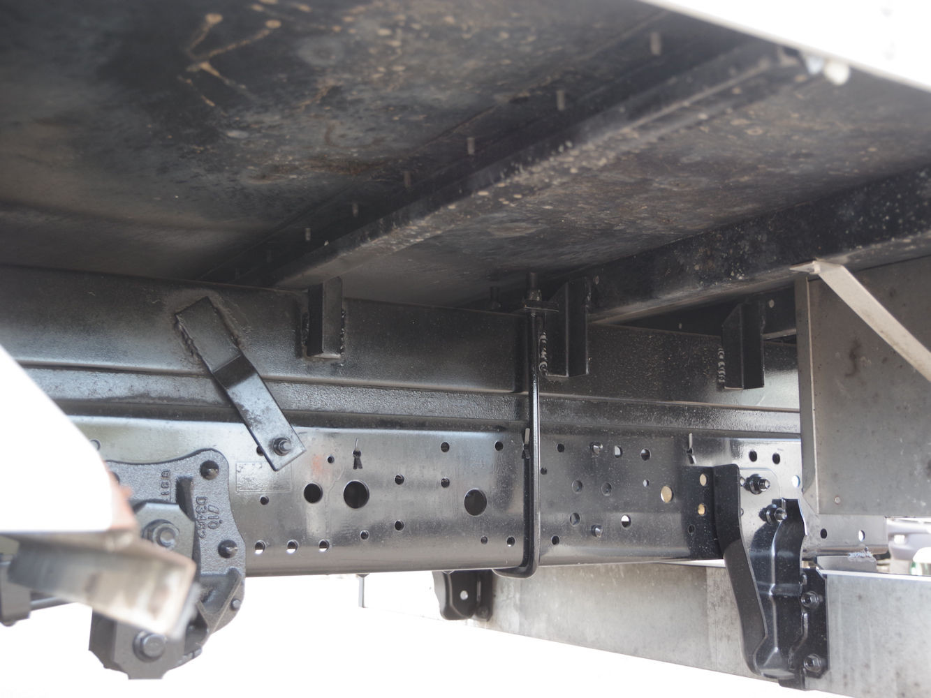 いすゞ エルフ 2RG-NPR88YN(2WD)の写真7