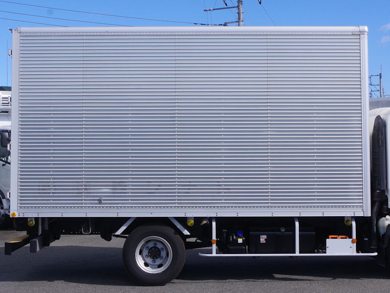 いすゞ エルフ 2RG-NPR88YN(2WD)の写真18