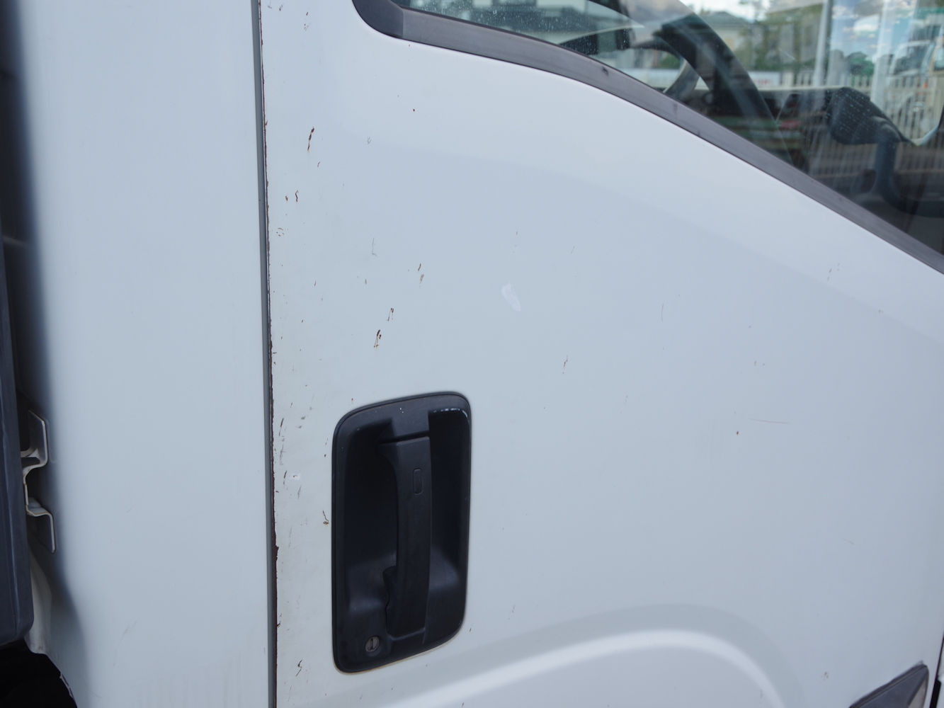 いすゞ エルフ 2RG-NPR88YN(2WD)の写真22