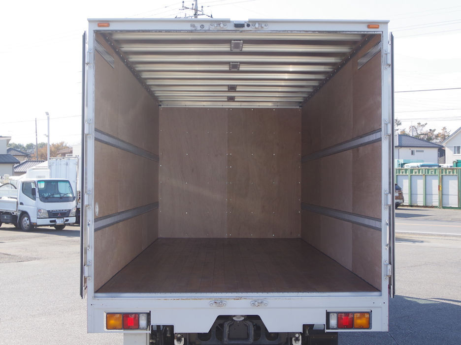 三菱 ファイター 2KG-FK65F(2WD)の写真5