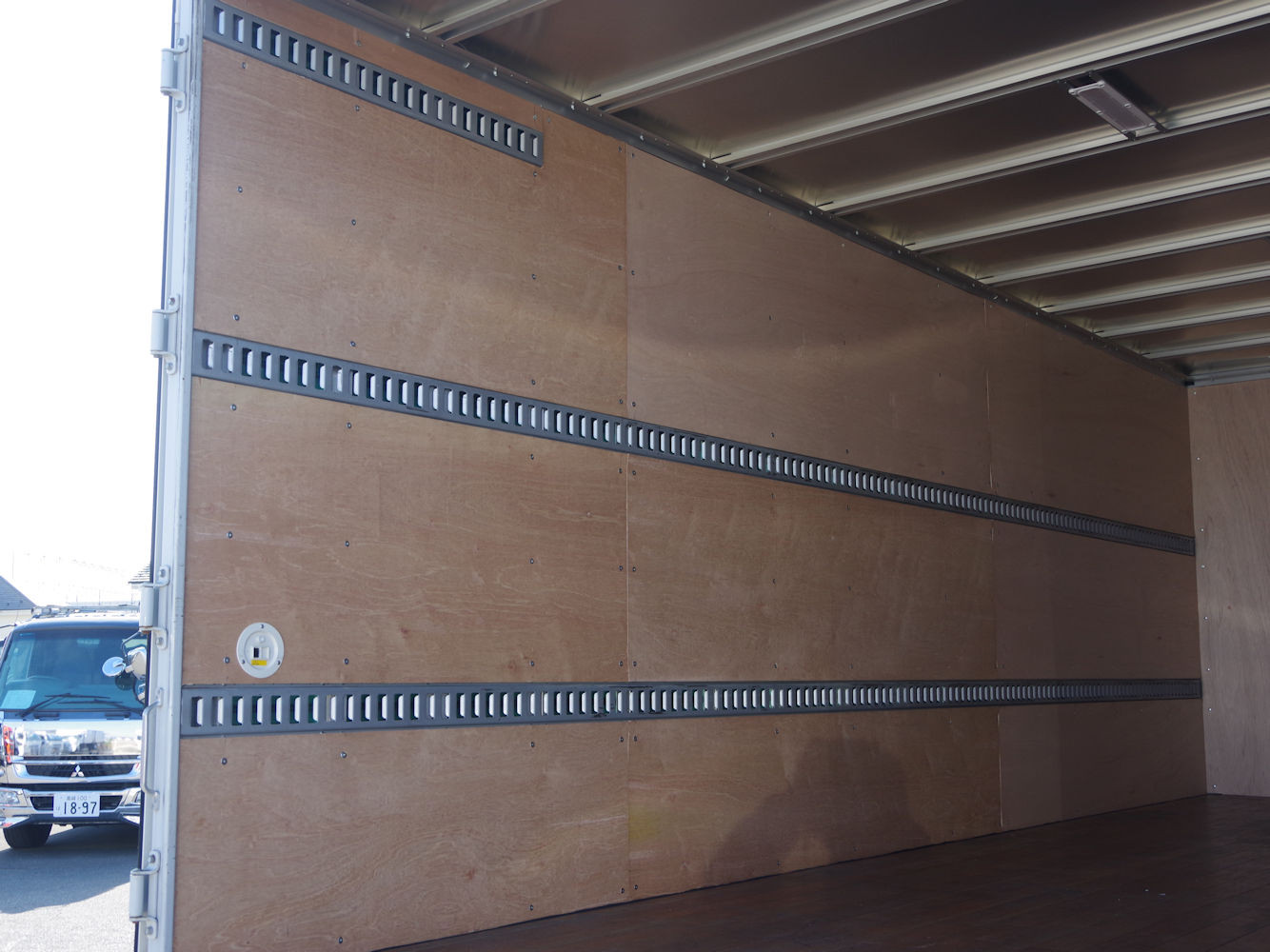 三菱 ファイター 2KG-FK65F(2WD)の写真15