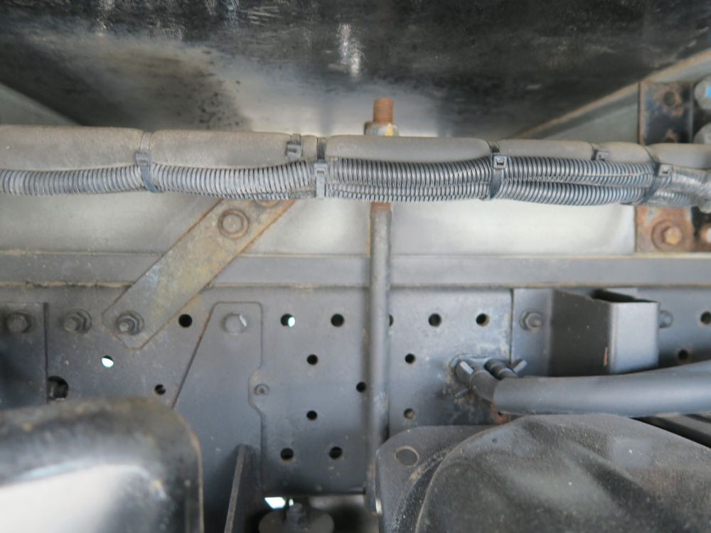 いすゞ エルフ TKG-NKS85AN(4WD)の写真44