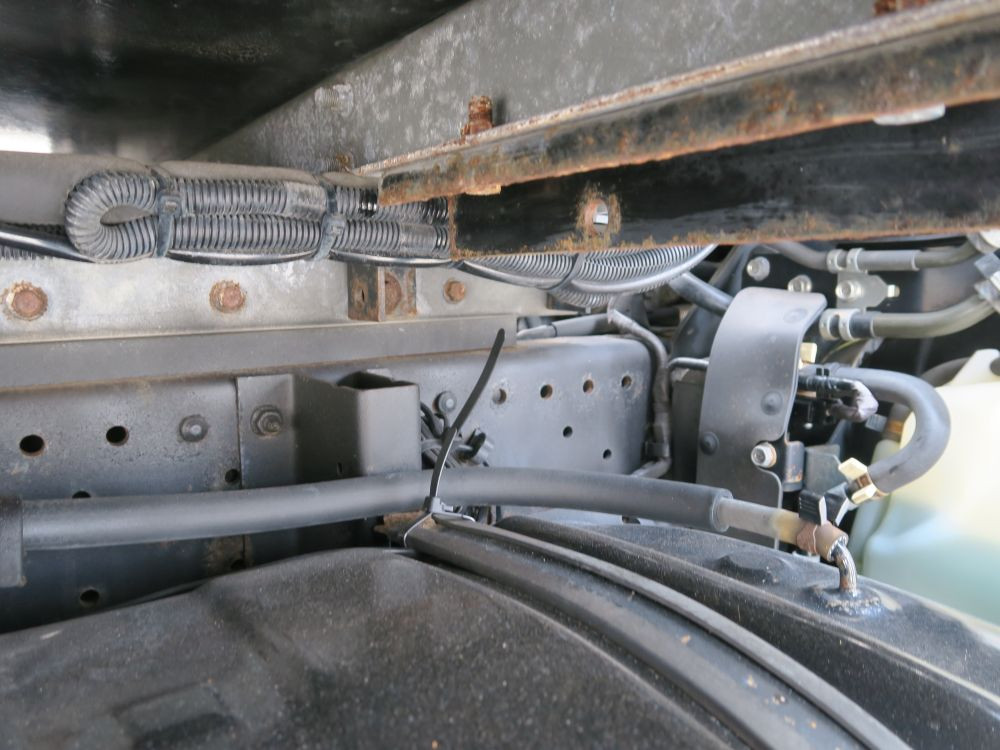 いすゞ エルフ TKG-NKS85AN(4WD)の写真45