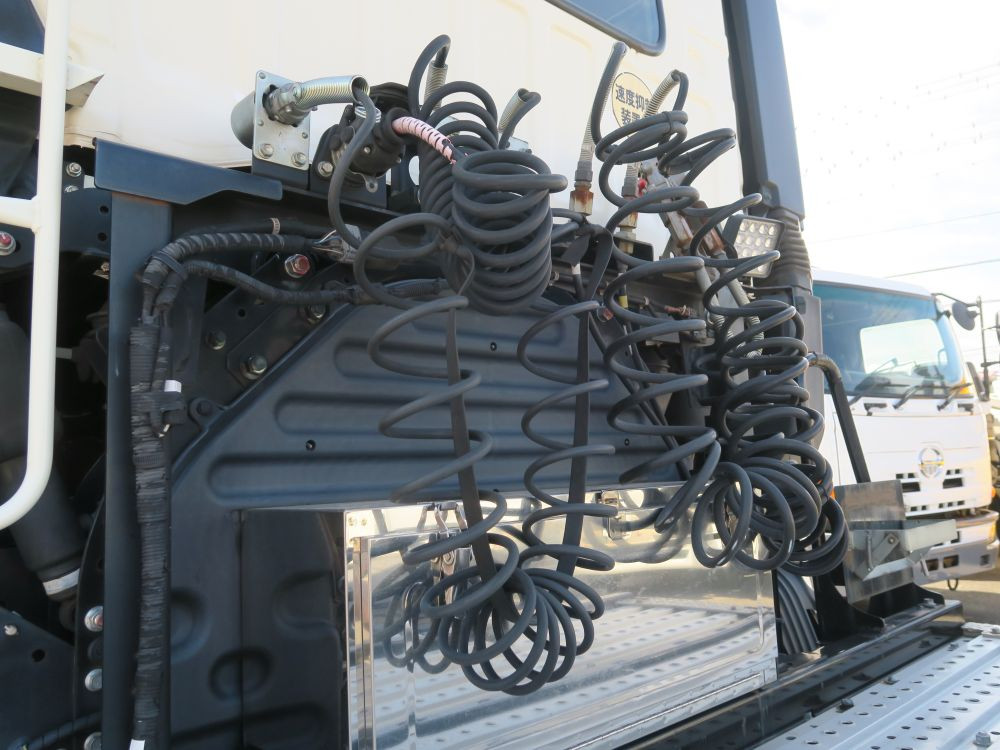 日野 プロフィア 2DG-SH1EDGGの写真6