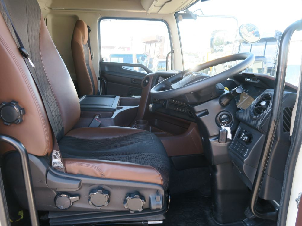 日野 プロフィア 2DG-SH1EDGGの写真25