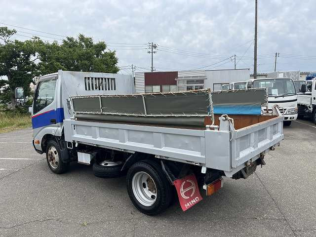 日野 デュトロ SKG-XZU675T(4WD)｜中古トラックなら【トラック市】