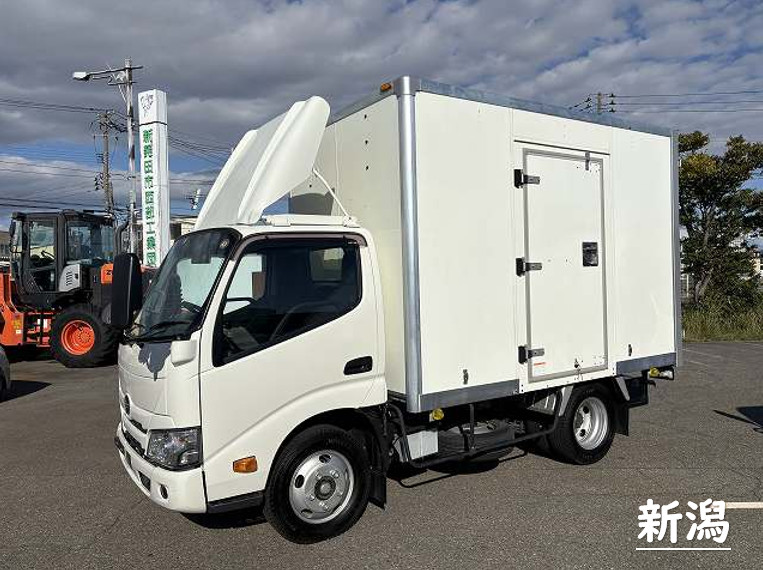 日野 デュトロ 2RG-XZU605M｜中古トラックなら【トラック市】