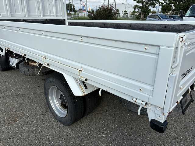 いすゞ エルフ KR-NHS69EAV(4WD)の写真7