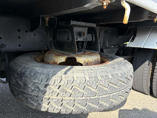 いすゞ エルフ KR-NHS69EAV(4WD)の写真17