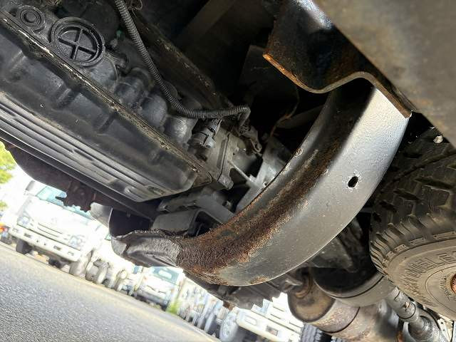 いすゞ エルフ KR-NHS69EAV(4WD)の写真26