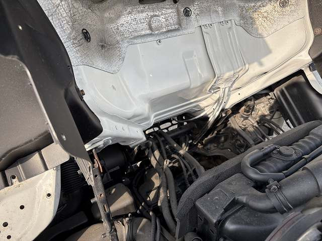 いすゞ エルフ KR-NHS69EAV(4WD)の写真33