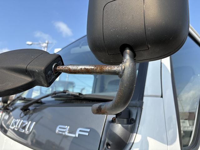 いすゞ エルフ KR-NHS69EAV(4WD)の写真44