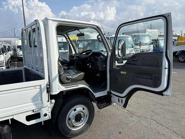 いすゞ エルフ KR-NHS69EAV(4WD)の写真50