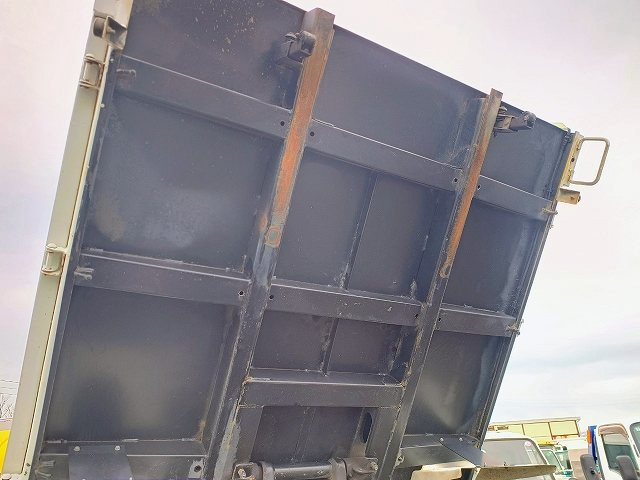 三菱 キャンター 2PG-FDA60(4WD)の写真13