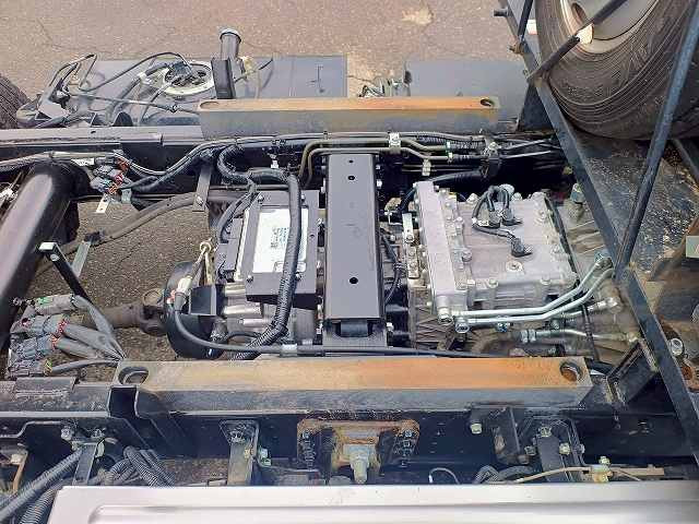 三菱 キャンター 2PG-FDA60(4WD)の写真20