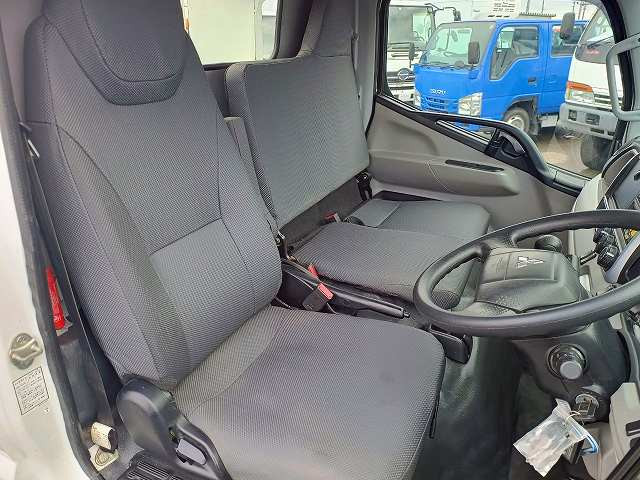 三菱 キャンター 2PG-FDA60(4WD)の写真45