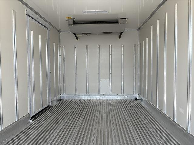 三菱 キャンター TPG-FEA50の写真9