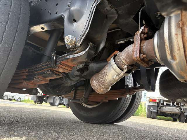 いすゞ エルフ TRG-NKR85Aの写真30