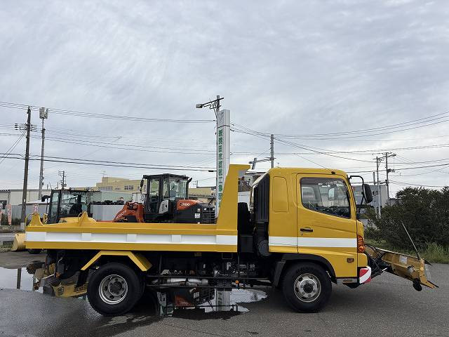 日野 レンジャー ADG-FX7JDWA(4WD)の写真12