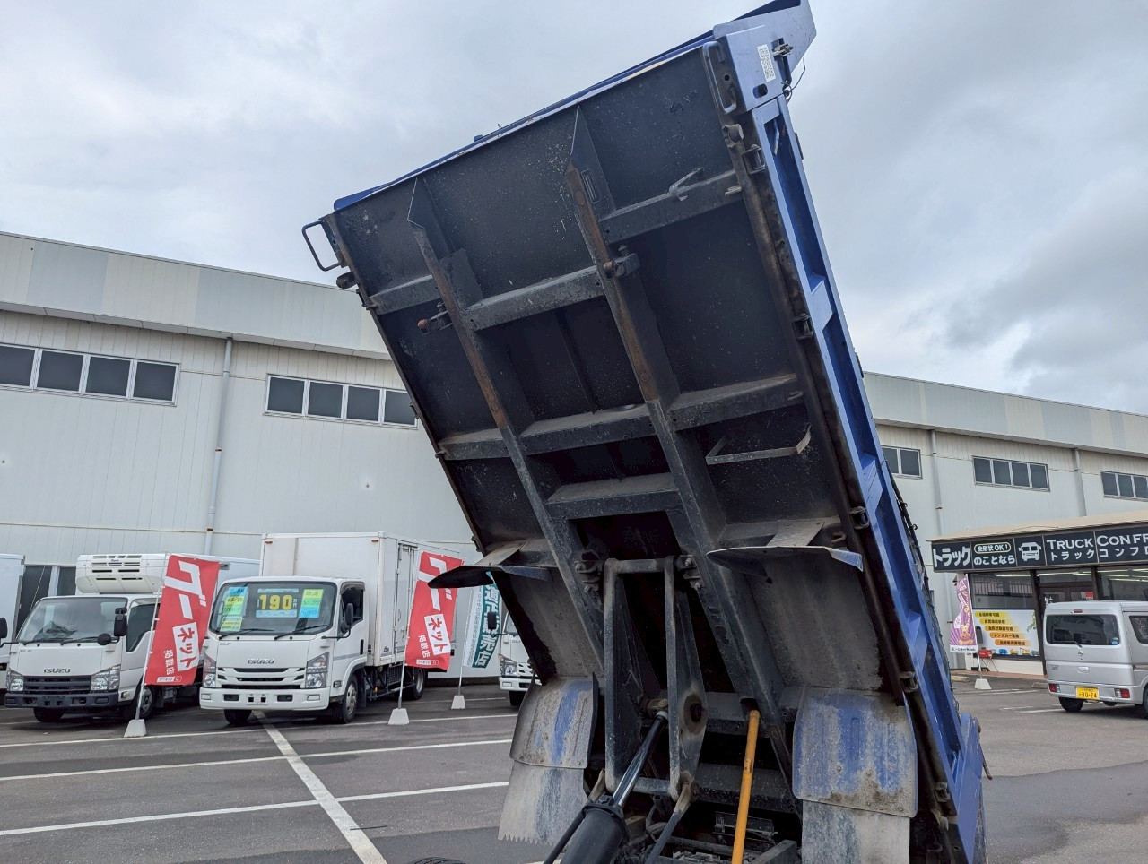 三菱 キャンター TKG-FBA30(2WD)の写真16