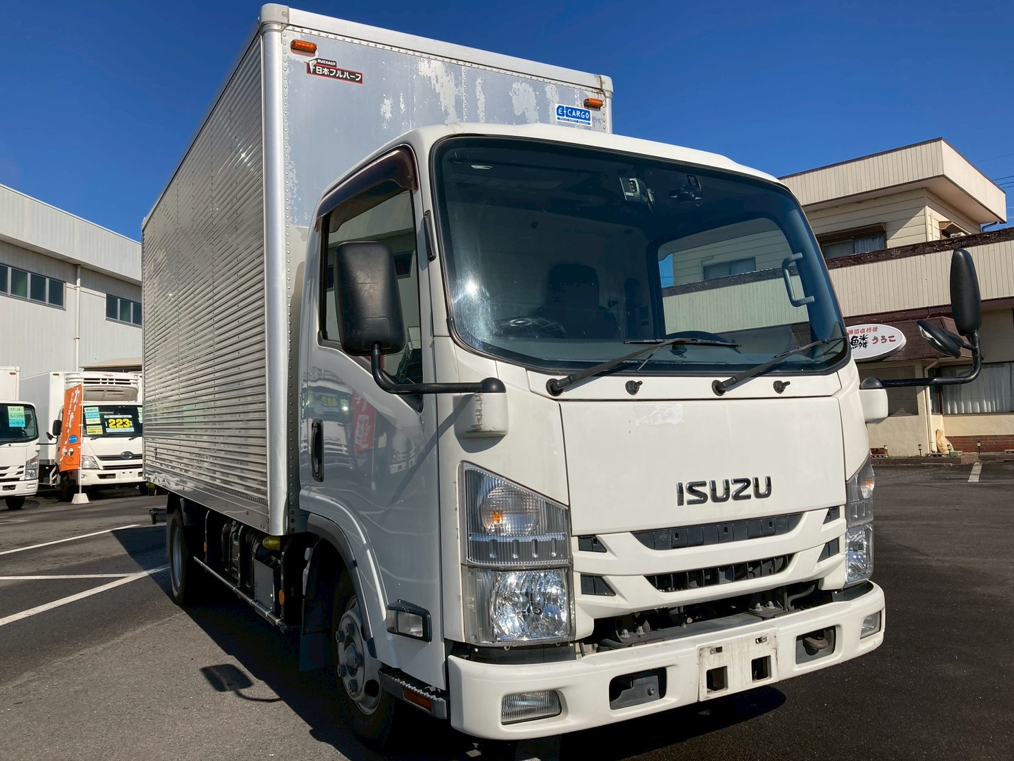 いすゞ エルフ TRG-NLR85AN(2WD)の写真5