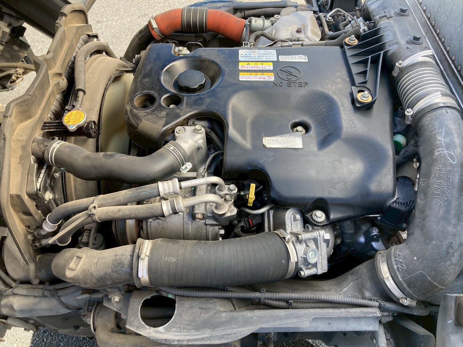 いすゞ エルフ TRG-NLR85AN(2WD)の写真31