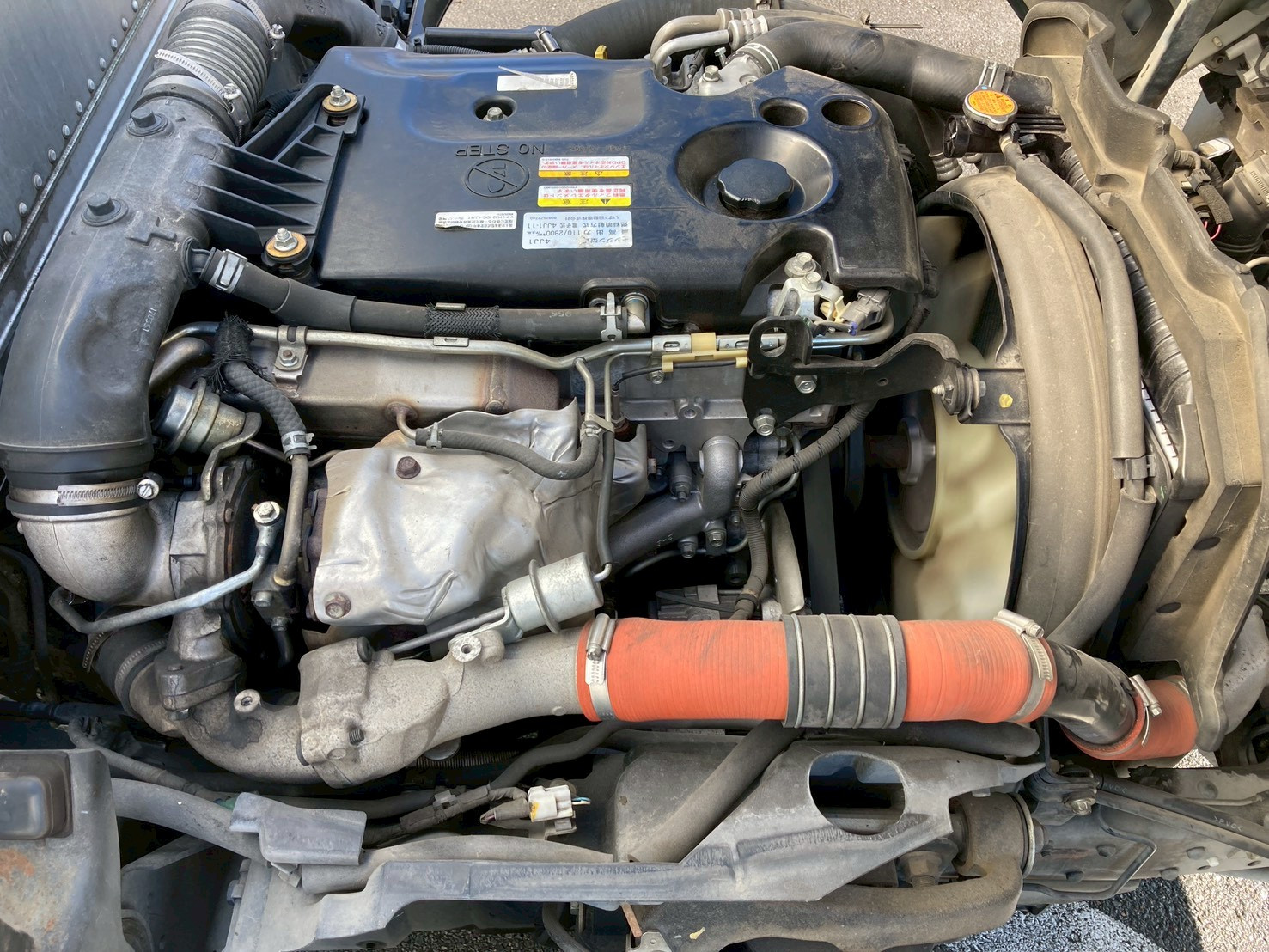 いすゞ エルフ TRG-NLR85AN(2WD)の写真32