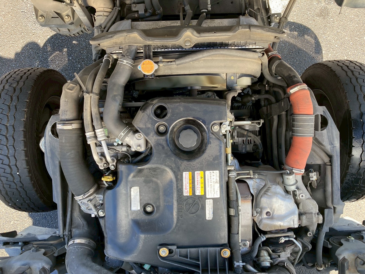 いすゞ エルフ TRG-NLR85AN(2WD)の写真33