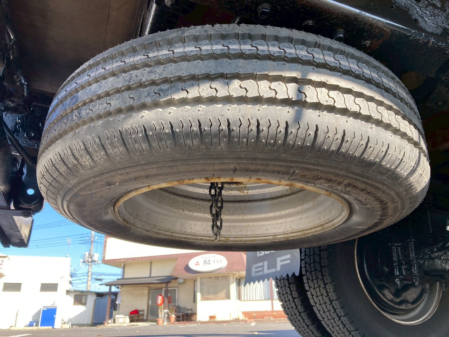 いすゞ エルフ BDG-NPR85AR(2WD)の写真38