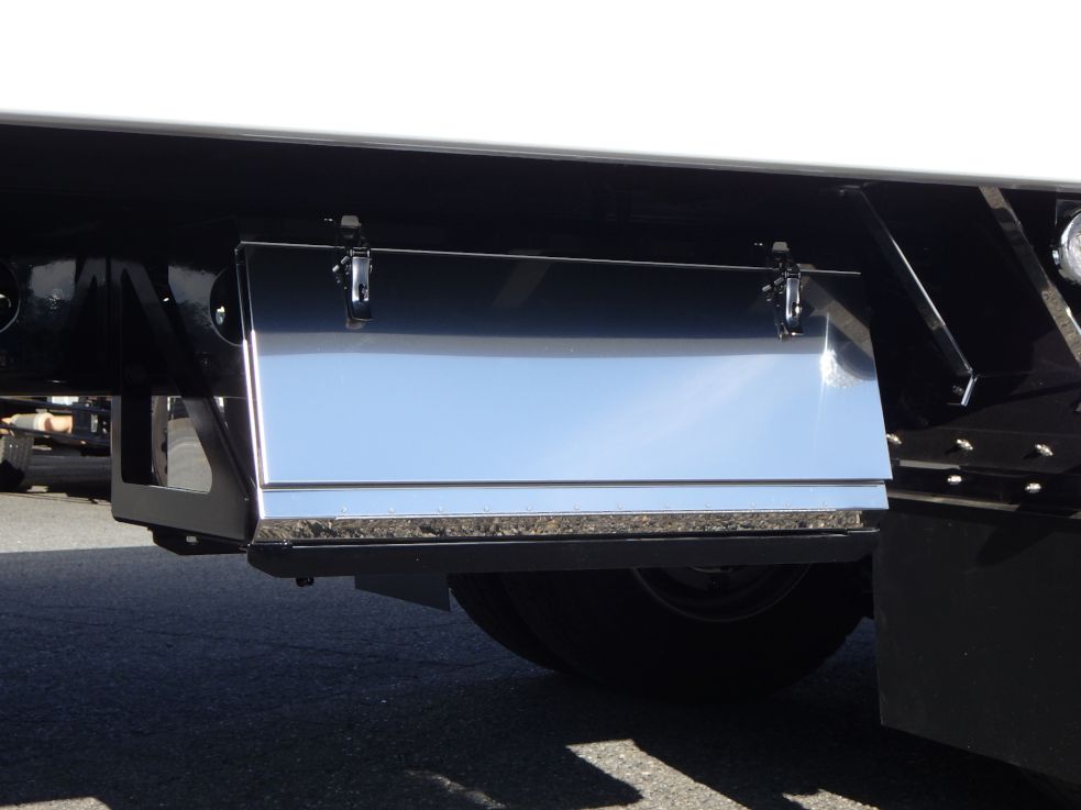 工具箱はアルミ製です。|三菱 ファイター 2KG-FK62FZの写真22