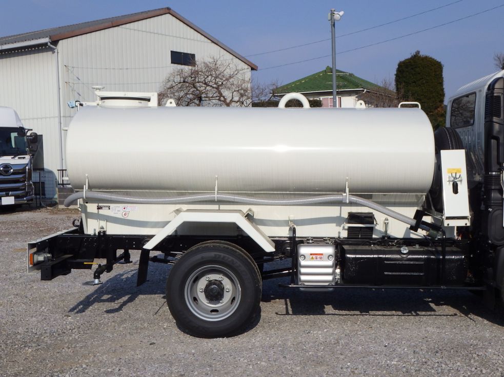 タンクの外観状態です。|日野 デュトロ 2KG-XZU700M(2WD)の写真11