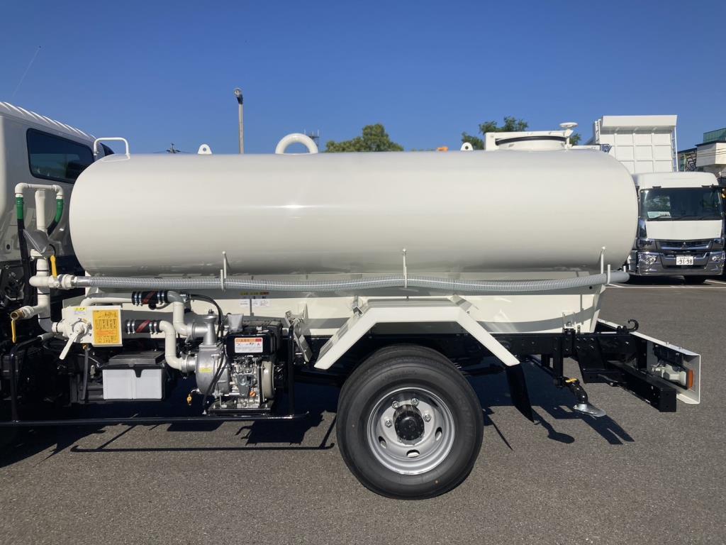 タンク側面の状態です。|日野 デュトロ 2KG-XZU700M(2WD)の写真13