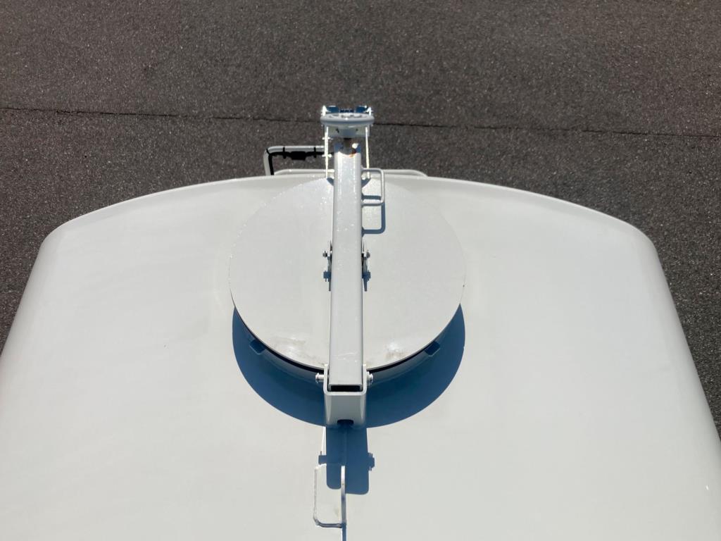 マンホール蓋の状態です。|日野 デュトロ 2KG-XZU700M(2WD)の写真15