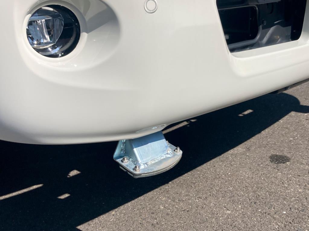 前方散水口です。（圧力排水です）|日野 デュトロ 2KG-XZU700M(2WD)の写真24