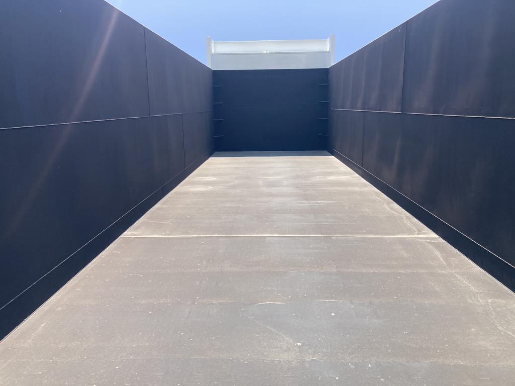 ボデー内部の状態です。|日野 プロフィア 2DG-FS1AHEの写真13