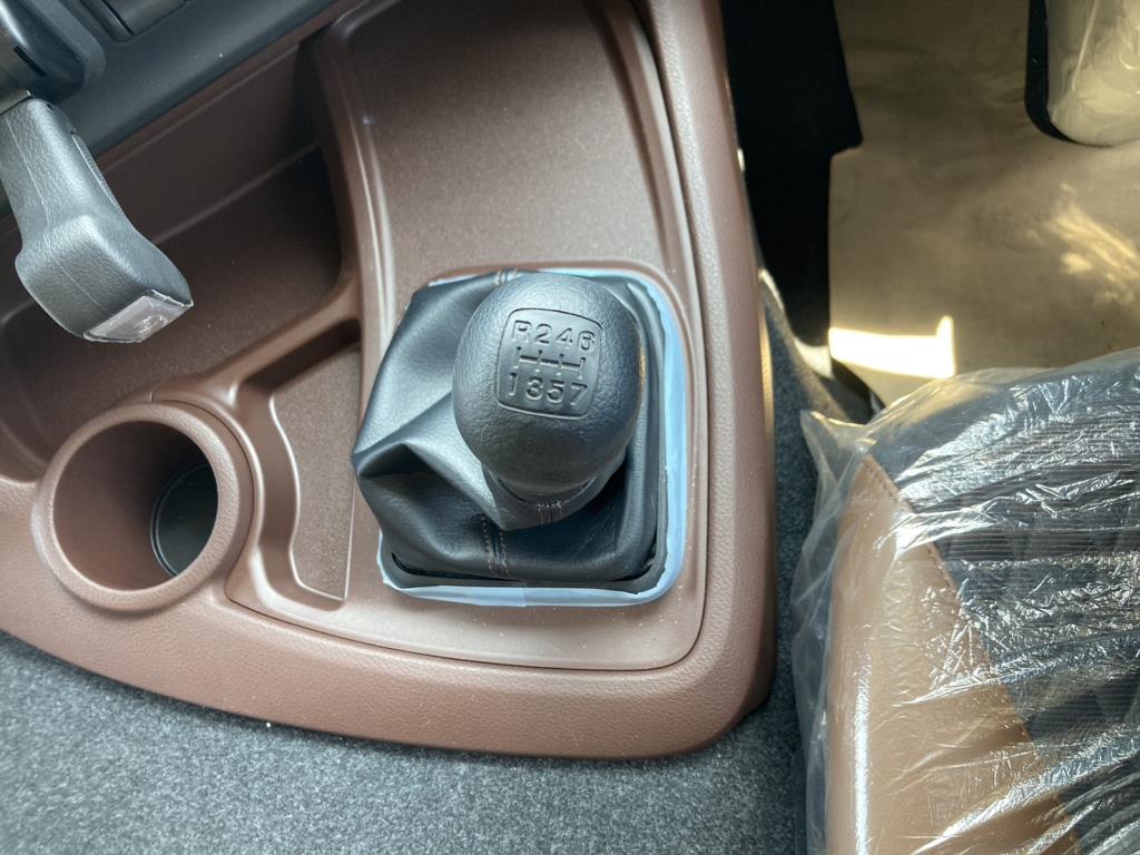 7速です。|日野 プロフィア 2DG-FS1AHEの写真28