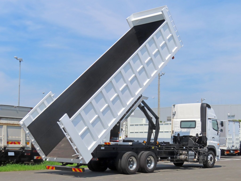 日野 プロフィア 2DG-FS1AHEの写真4