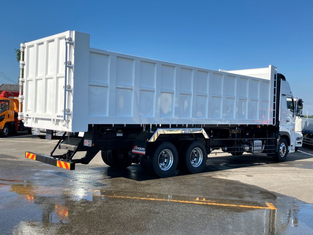 日野 プロフィア 2DG-FS1AHEの写真4