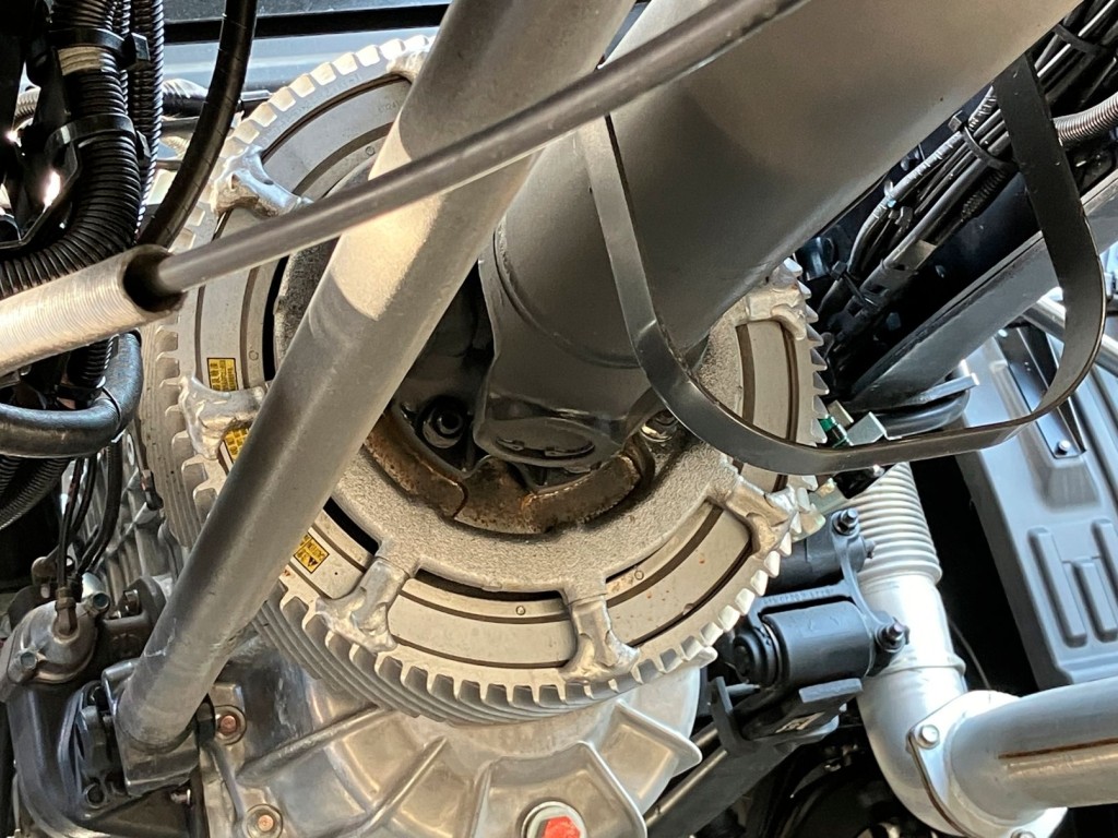 電磁リターダー付きです。|日野 プロフィア 2DG-FS1AHEの写真22